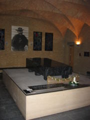 De crypte van de Sint-Antoniuskerk in Leuven, waar Damiaan begraven ligt